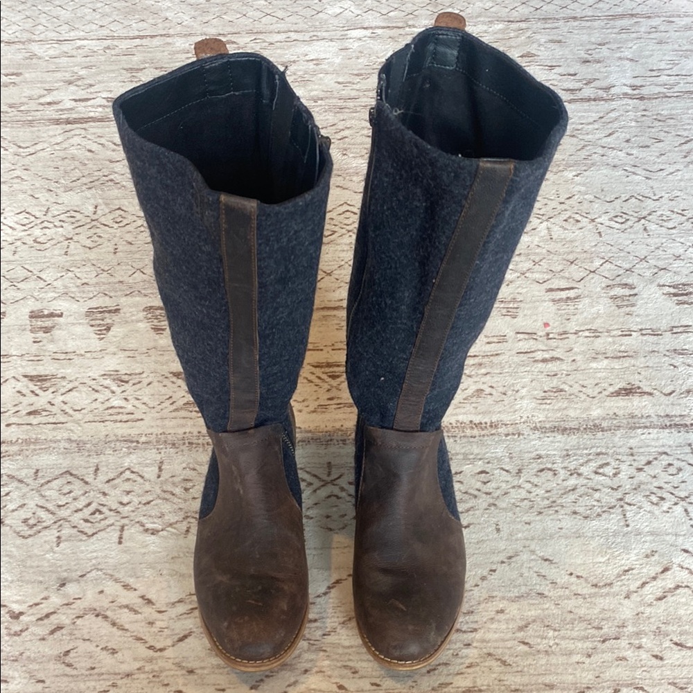 CAT Boots
